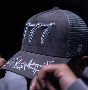V2 DIAMOND 777 SUEDE TRUCKER