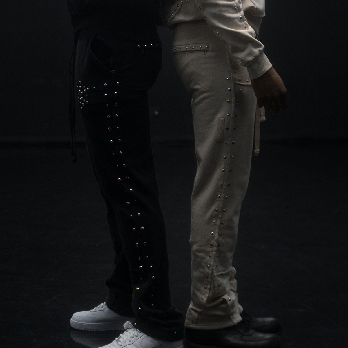 HUDSON STUDDED FLEECE FLAIR JOGGER