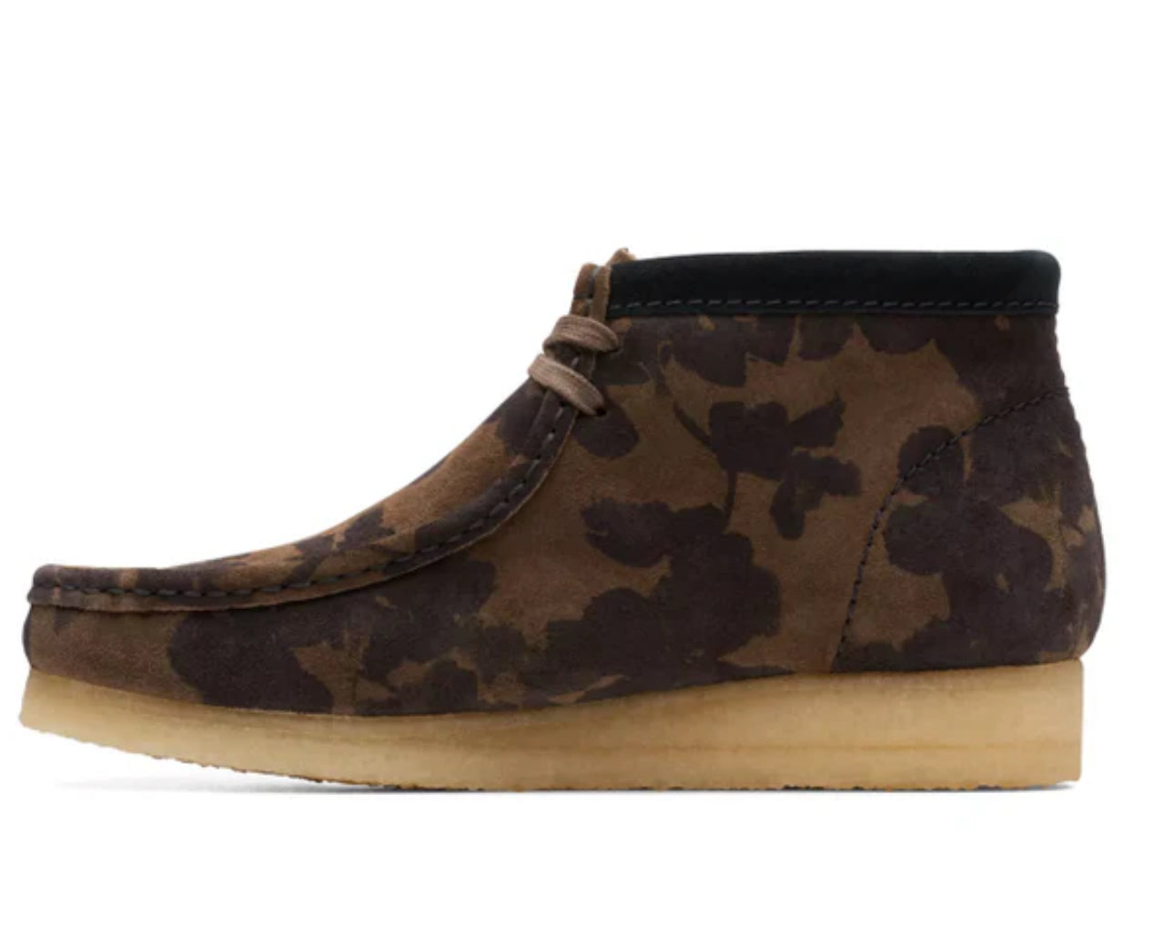 CLARK ORIGINALS Wallabee Boots Black/Khaki Floral